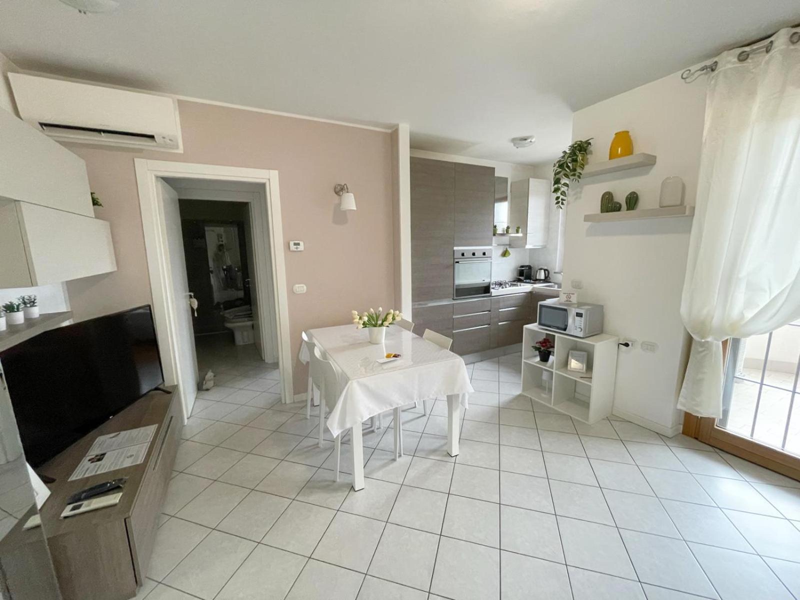 Torakiki's Linate Airport M2 Lambrate Appartement *